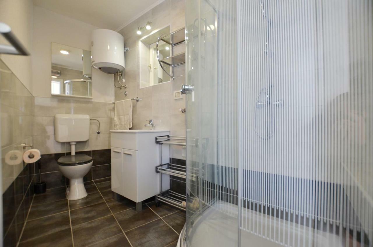 Yulia Apartments Rovinj Exterior photo