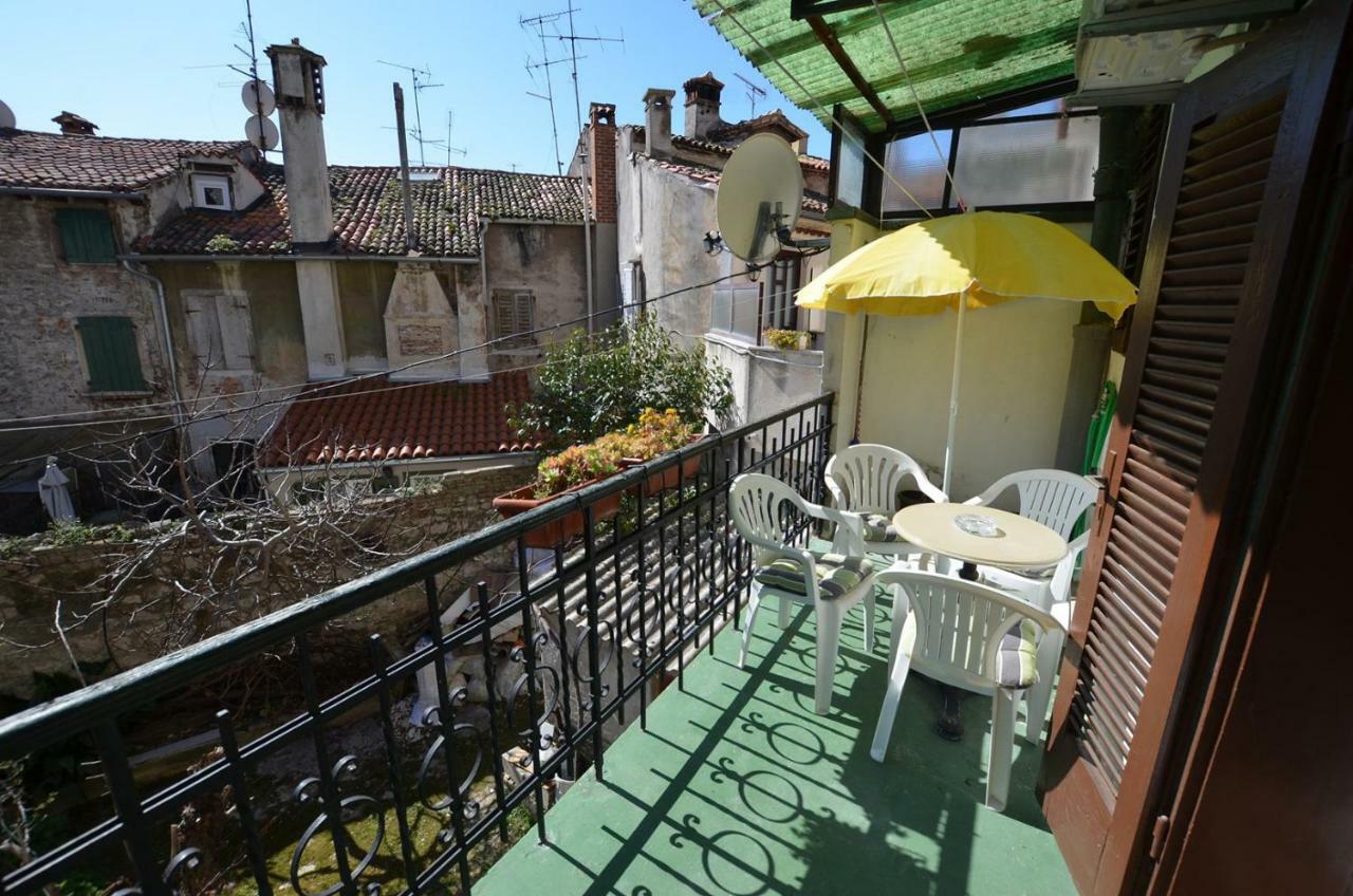 Yulia Apartments Rovinj Exterior photo
