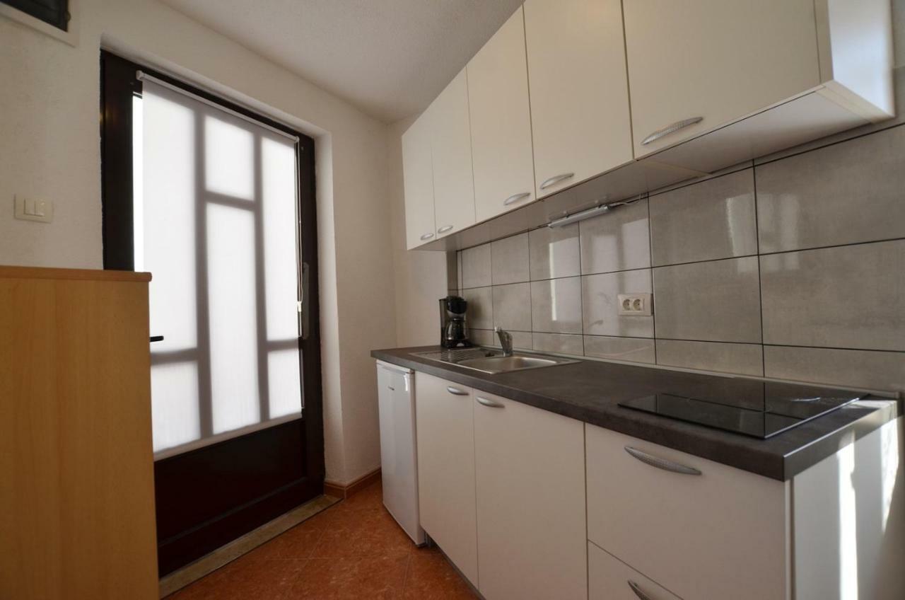 Yulia Apartments Rovinj Exterior photo