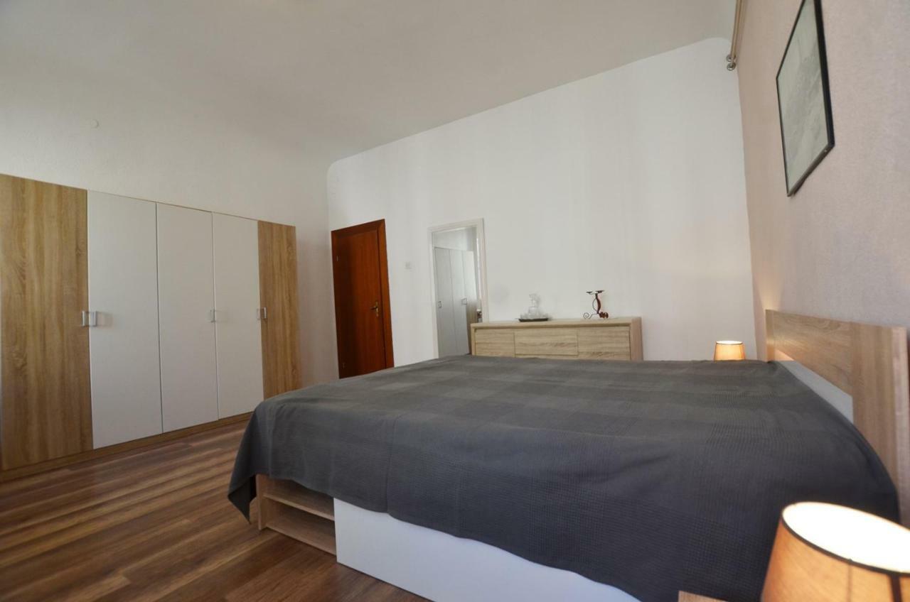 Yulia Apartments Rovinj Exterior photo