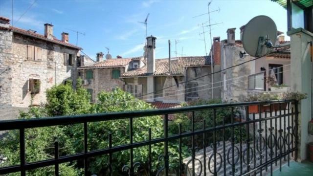 Yulia Apartments Rovinj Exterior photo